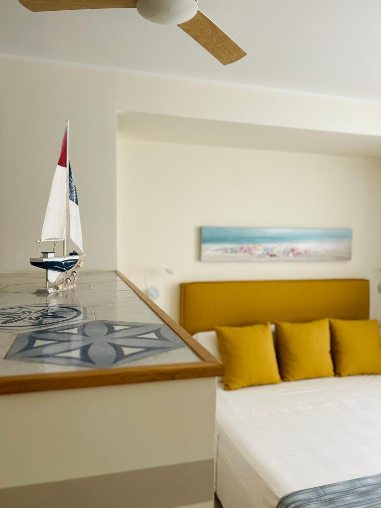 B&B Casa Di Emma Порто-Чезарео Екстер'єр фото